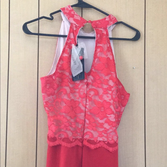 Red dress - Picture 1 of 2